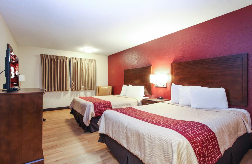 Red Roof Inn Portland Exterior photo