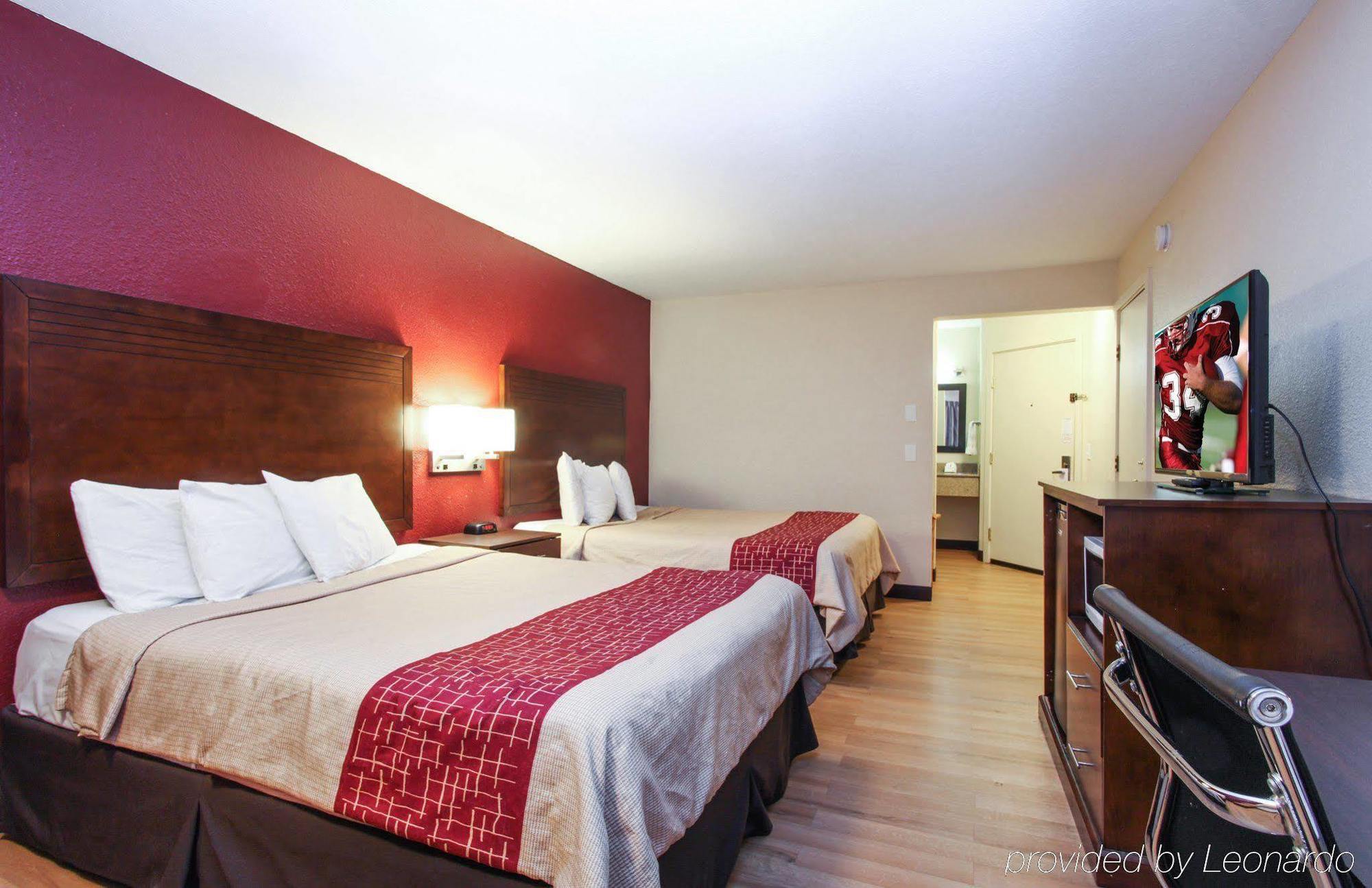 Red Roof Inn Portland Exterior photo